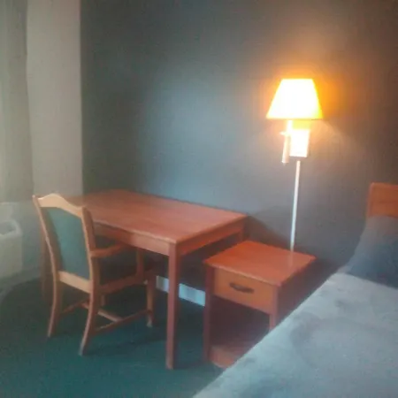 King Bed Hotel Studio 132